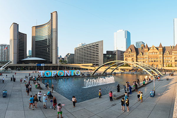 Downtown Toronto Interesting Sights Nathan Phillips Square